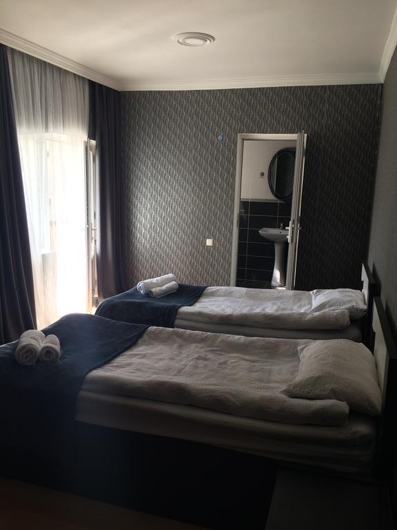 Guest House La Torre In Mestia Exterior photo